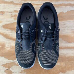 On Cloud 5 Combo running sneakers in Black/Alloy Womens US 9.5